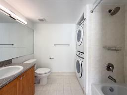 Picture of 9745 NW 48Th Ter # 326, Doral, FL 33178