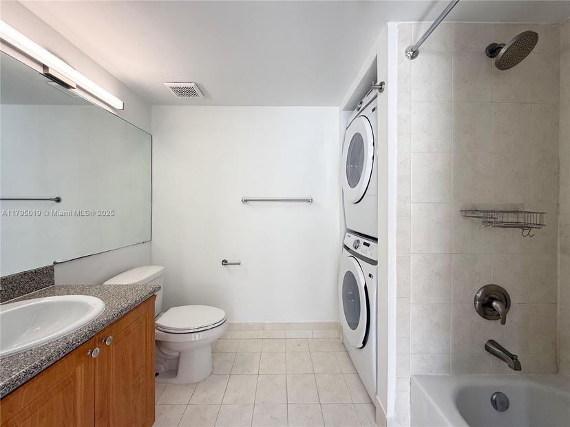 Picture of 9745 NW 48Th Ter # 326, Doral FL 33178