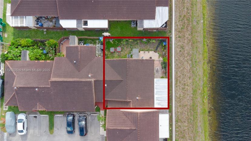 Picture of 6268 NW 170Th Ter, Hialeah FL 33015