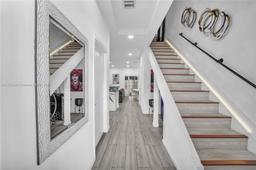 Picture of 2307 Washington St # 5, Hollywood, FL 33020