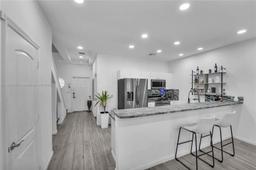 Picture of 2307 Washington St # 5, Hollywood, FL 33020
