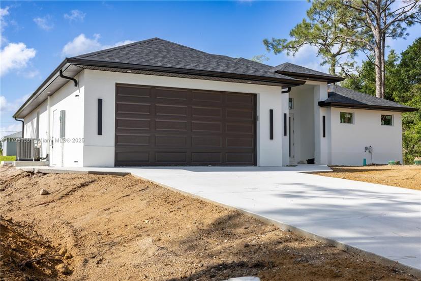 Picture of 3111 W 17Th St W, Lehigh Acres FL 33971