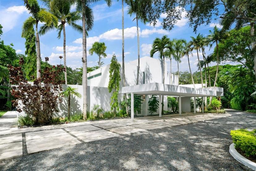 Picture of 10400 Old Cutler Rd, Coral Gables FL 33156