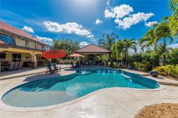 Picture of 11915 Green Oak Dr, Davie, FL 33330