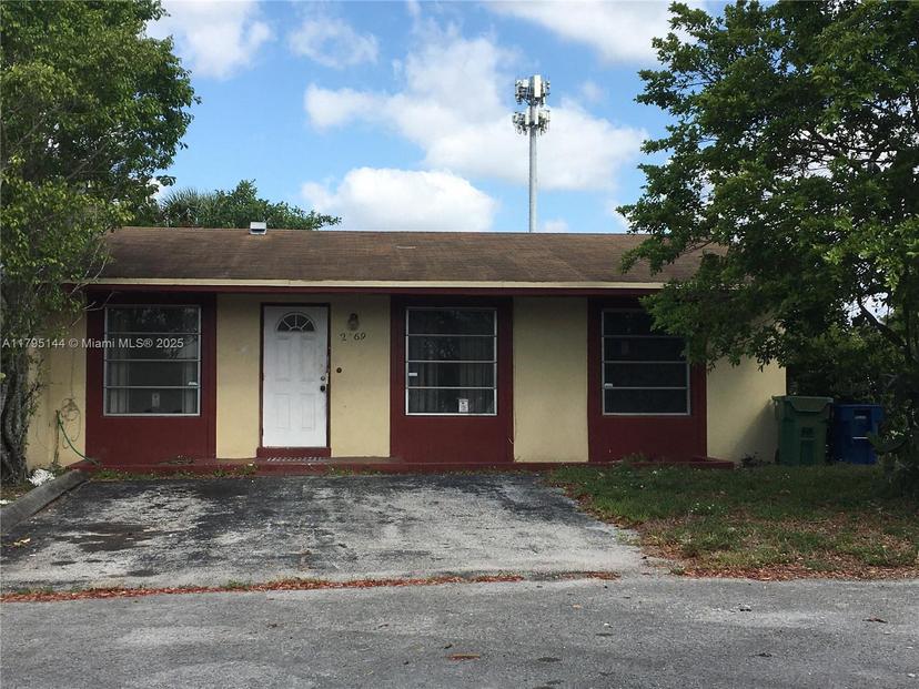 Picture of 2869 NW 197Th Ter, Miami Gardens FL 33056