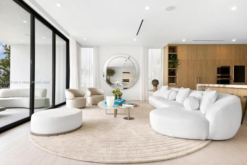 Picture of 310 W Dilido Dr, Miami Beach FL 33139