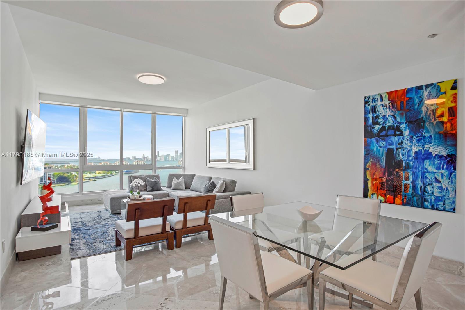 Picture of 100 S Pointe Dr # 1803, Miami Beach, FL 33139