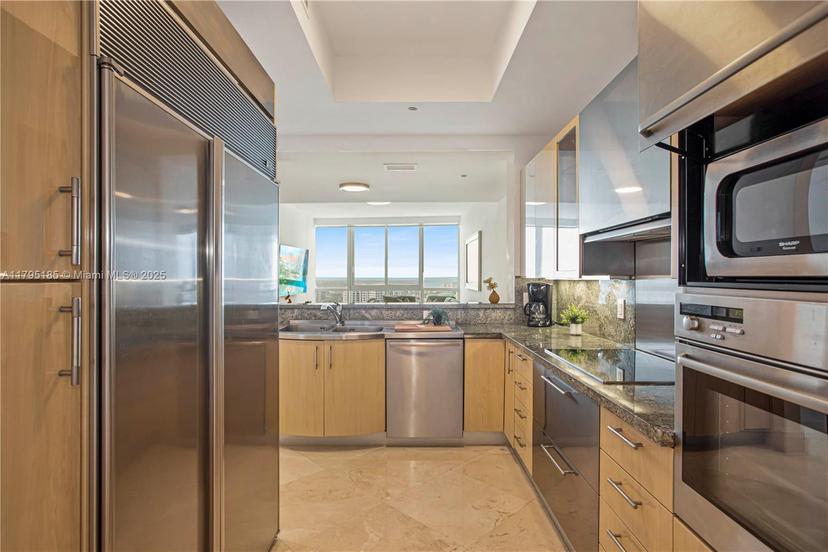 Picture of 100 S Pointe Dr # 1803, Miami Beach FL 33139