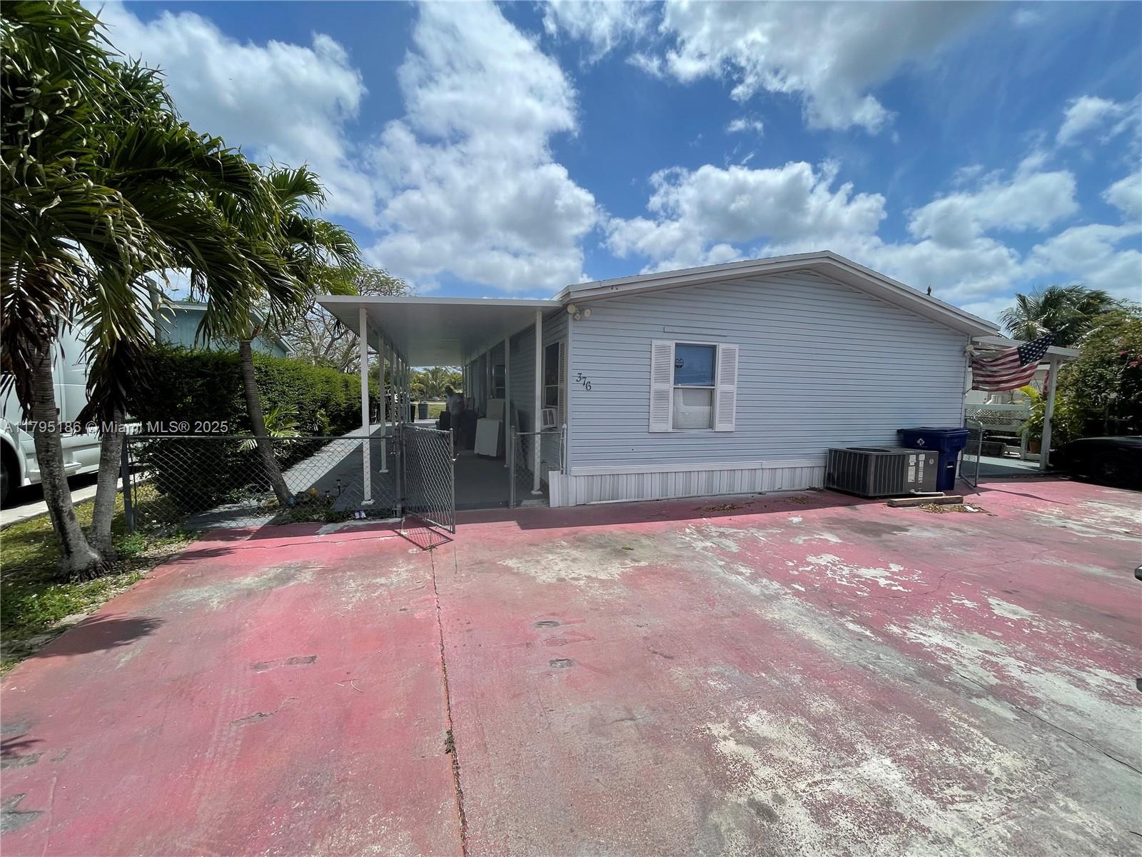 Picture of 19800 SW 180Th Ave Unit 376, Miami, FL 33187
