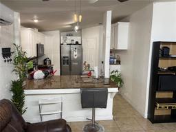 Picture of 19800 SW 180Th Ave Unit 376, Miami, FL 33187