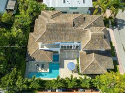 Picture of 689 Glenridge Rd, Key Biscayne, FL 33149