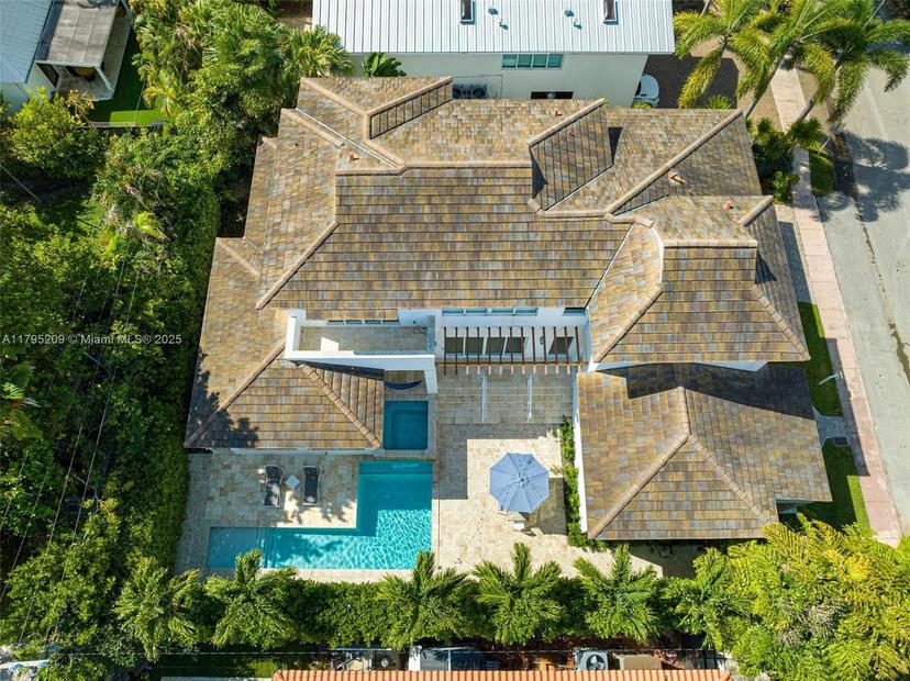 Picture of 689 Glenridge Rd, Key Biscayne FL 33149