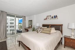 Picture of 1228 West Ave # 307, Miami Beach, FL 33139