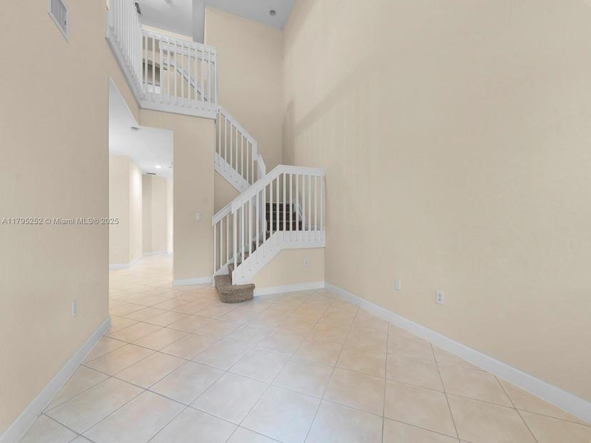 Picture of 2590 SE 14Th St, Homestead FL 33035