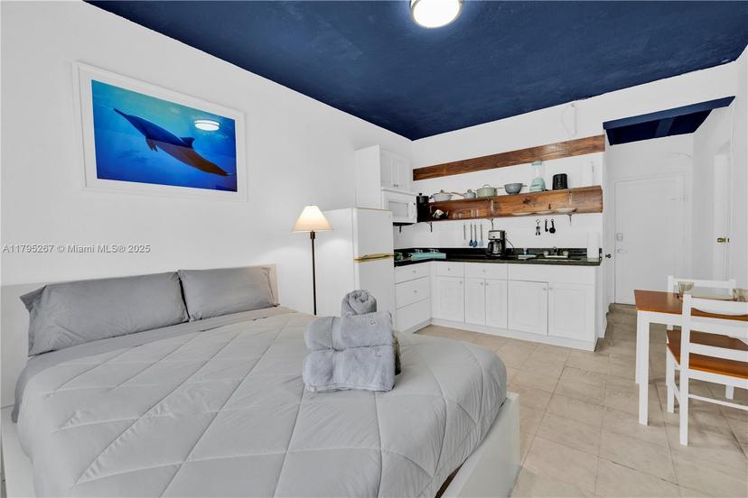 Picture of 255 W 24Th St # 302, Miami Beach FL 33140