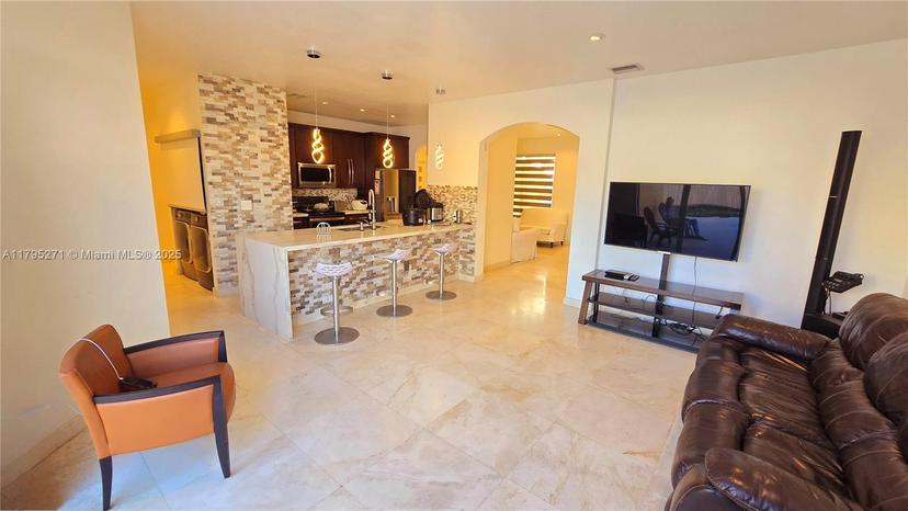 Picture of 2105 NE 40Th Ave, Homestead FL 33033