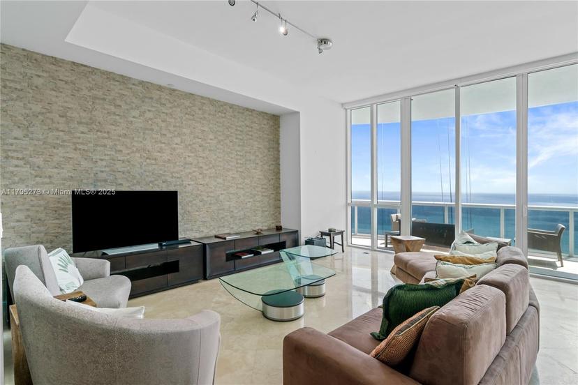 Picture of 15811 Collins Ave # 3901, Sunny Isles Beach FL 33160
