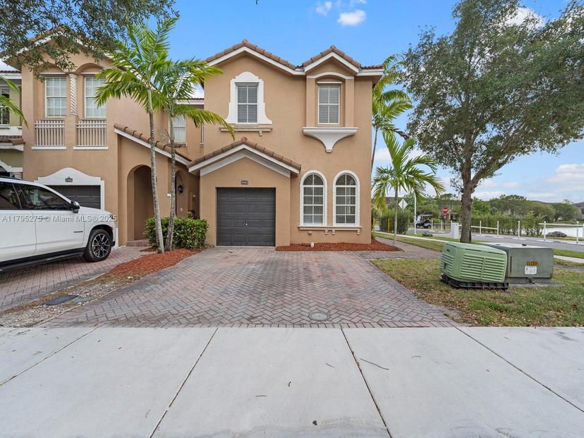 Picture of 2462 SE 15Th Ct, Homestead FL 33035