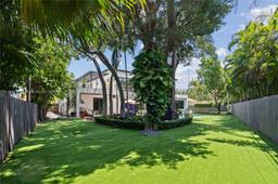 Picture of 58 Bay Heights Dr, Miami, FL 33133