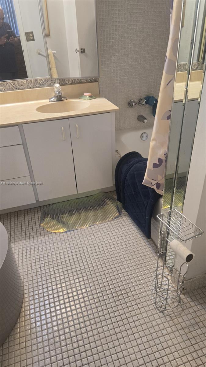 Picture of 3841 Environ Blvd # 430, Lauderhill FL 33319