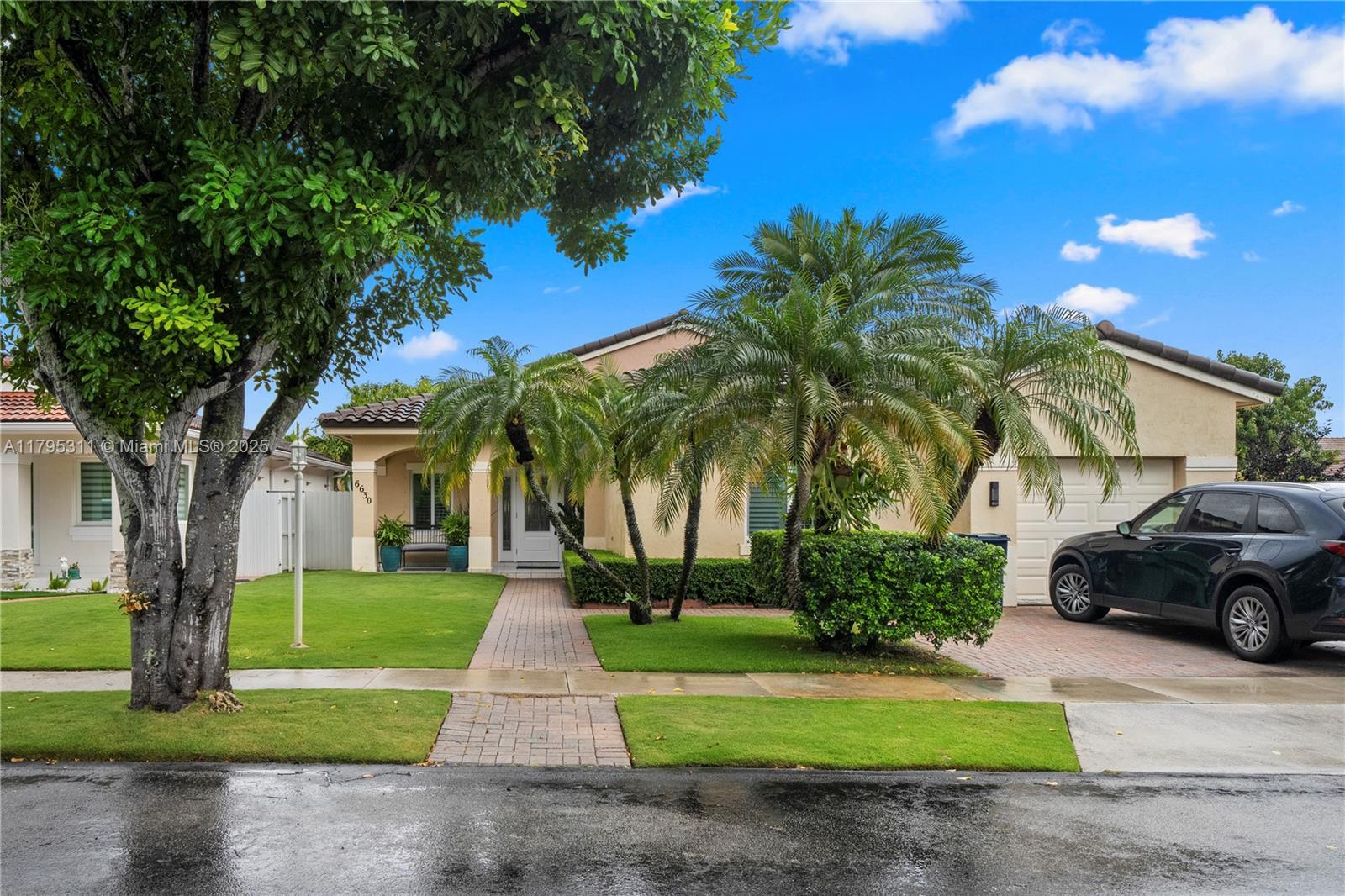 Picture of 6630 SW 159Th Pl, Miami, FL 33193