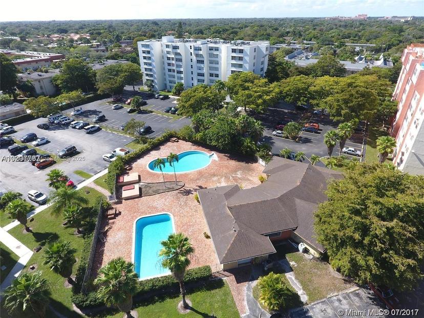 Picture of 9125 SW 77Th Ave # 506, Miami FL 33156