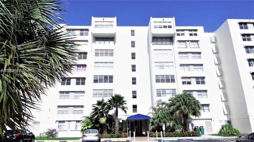 Picture of 9125 SW 77Th Ave # 506, Miami FL 33156