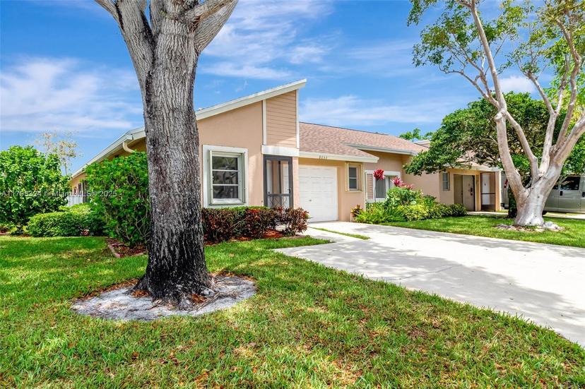 Picture of 8055 Sweetbriar Way, Boca Raton FL 33496