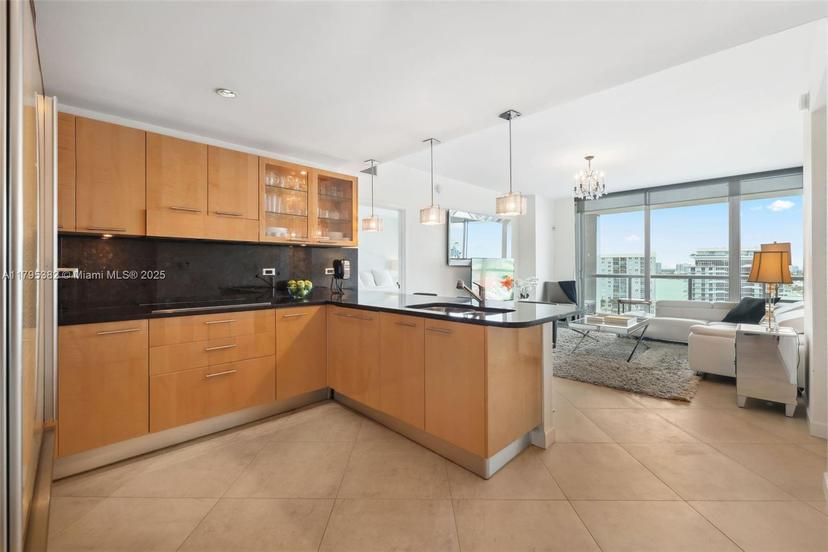 Picture of 6799 Collins Ave # 1106, Miami Beach FL 33141