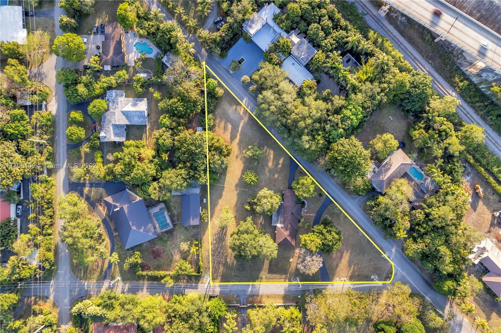 Picture of 6650 SW 85Th Ave, Miami, FL 33143