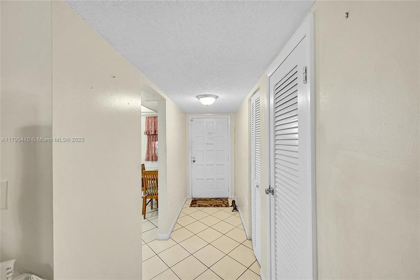 Picture of 6100 S Falls Cir Dr # 205, Lauderhill FL 33319