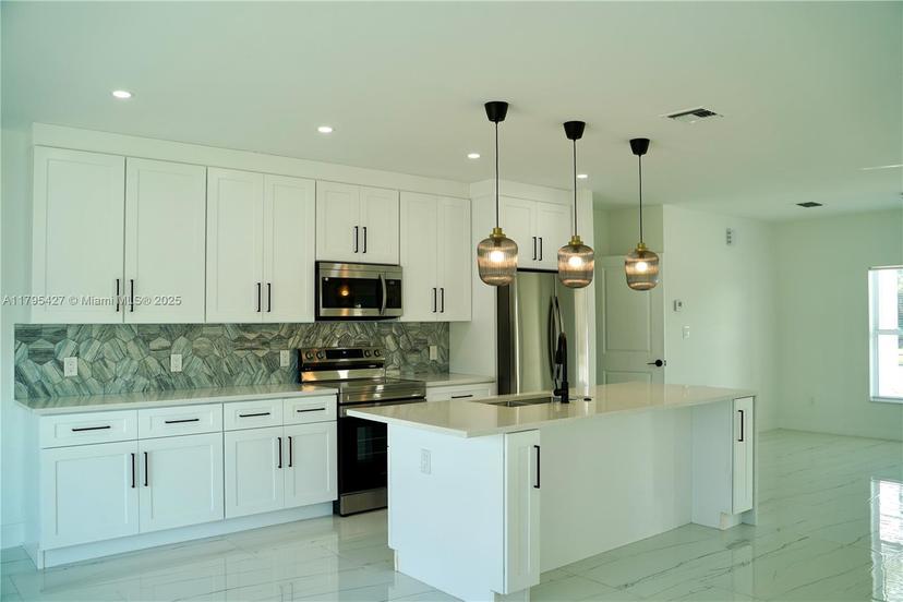 Picture of 299 SW Becker Rd, Port St. Lucie FL 34953