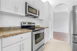 Picture of 7952 W Exeter Blvd W # 101, Tamarac, FL 33321