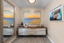 Picture of 2831 S Bayshore Dr # 905, Miami, FL 33133