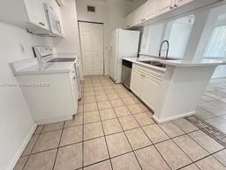 Picture of 17125 N Bay Rd # 3307, Sunny Isles Beach, FL 33160