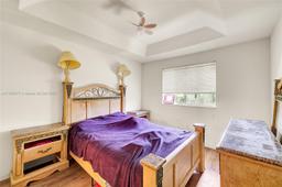 Picture of 21133 NW 14Th Pl, Miami Gardens, FL 33169