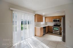 Picture of 323 NE Midfield Ln, Port St. Lucie, FL 34983