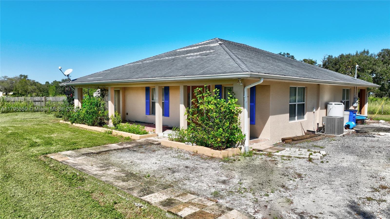 Picture of 2751 Styles, Other City - In The State Of Florida, FL 33920