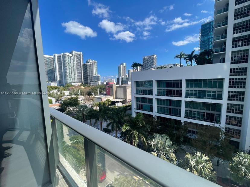 Picture of 121 NE 34Th St # L601, Miami FL 33137