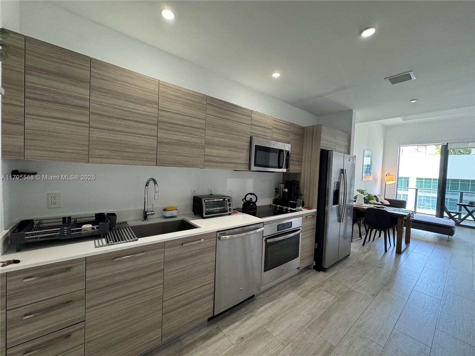 Picture of 121 NE 34Th St # L601, Miami, FL 33137
