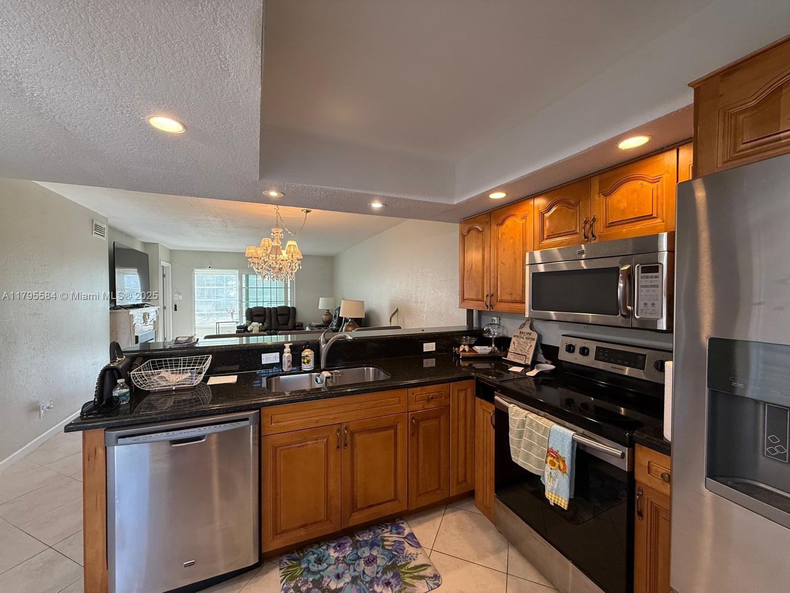 Picture of 550 NW 78Th Ter # 107, Margate, FL 33063