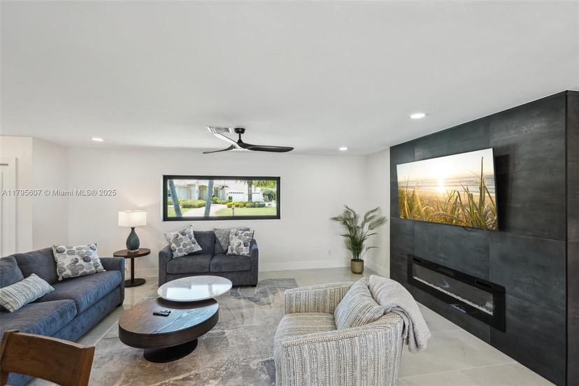 Picture of 5323 SW 11Th Ct, Cape Coral FL 33914