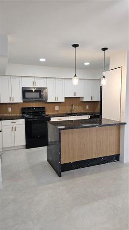 Picture of 8401 SW 107Th Ave # 109E, Miami, FL 33173