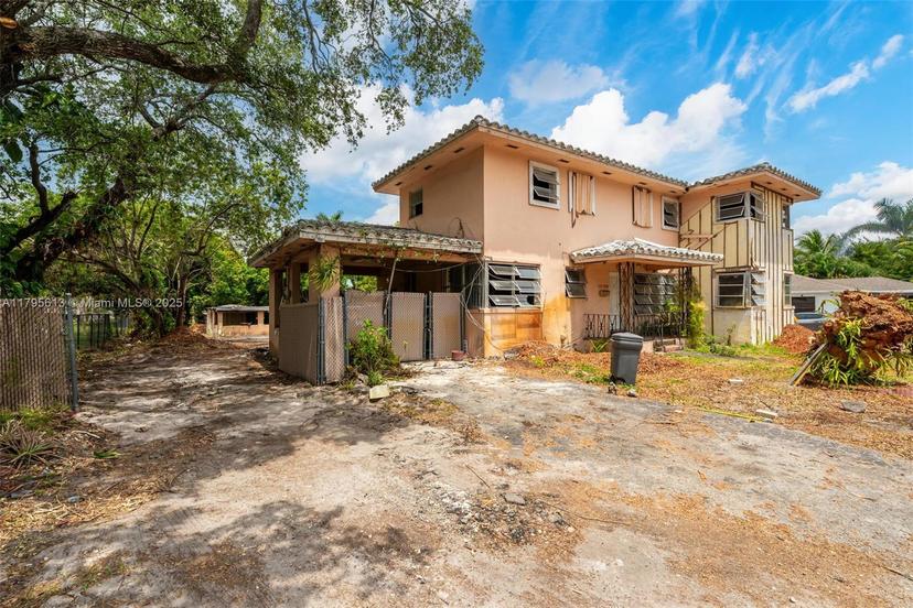 Picture of 15100 NW River Dr, Miami FL 33169