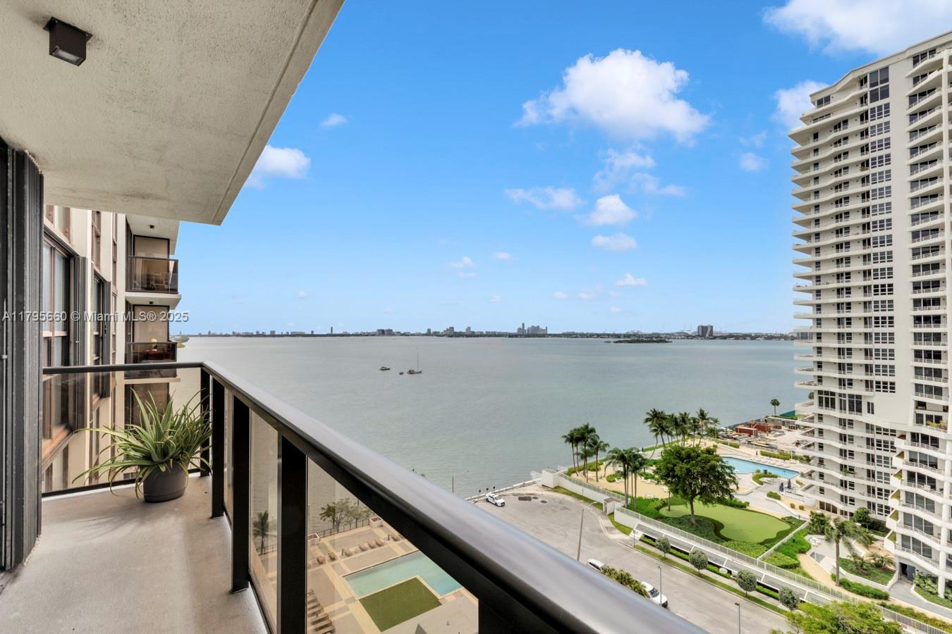 Picture of 600 NE 36Th St # 1404, Miami, FL 33137