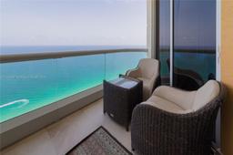 Picture of 17875 Collins Ave # 4302, Sunny Isles Beach, FL 33160