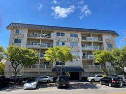 Picture of 1120 99Th St # 303, Bay Harbor Islands, FL 33154