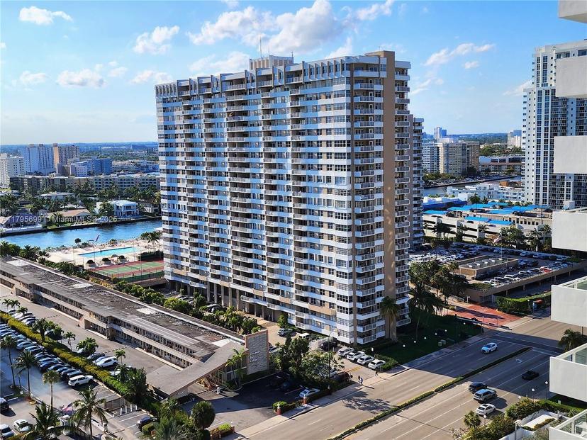 Picture of 2030 S Ocean Dr # 1804, Hallandale Beach FL 33009