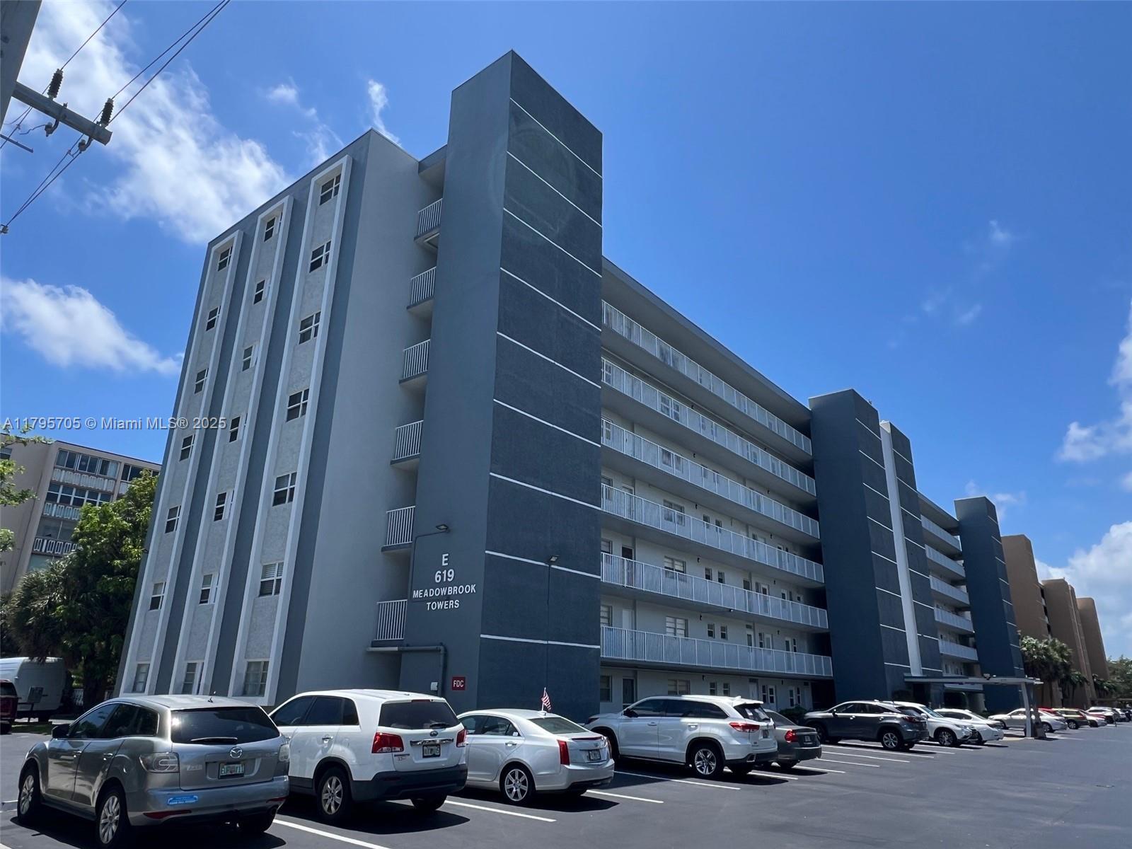 Picture of 619 NE 14Th Ave # 507, Hallandale Beach, FL 33009