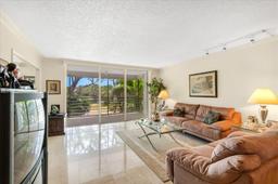 Picture of 823 Cypress Blvd # 204, Pompano Beach, FL 33069